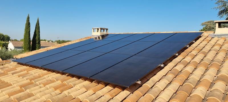 découvrez nos solutions de panneaux solaires en paca pour réduire votre facture d'énergie et contribuer à la transition écologique. offrez-vous une énergie propre et renouvelable adaptée à votre habitat.