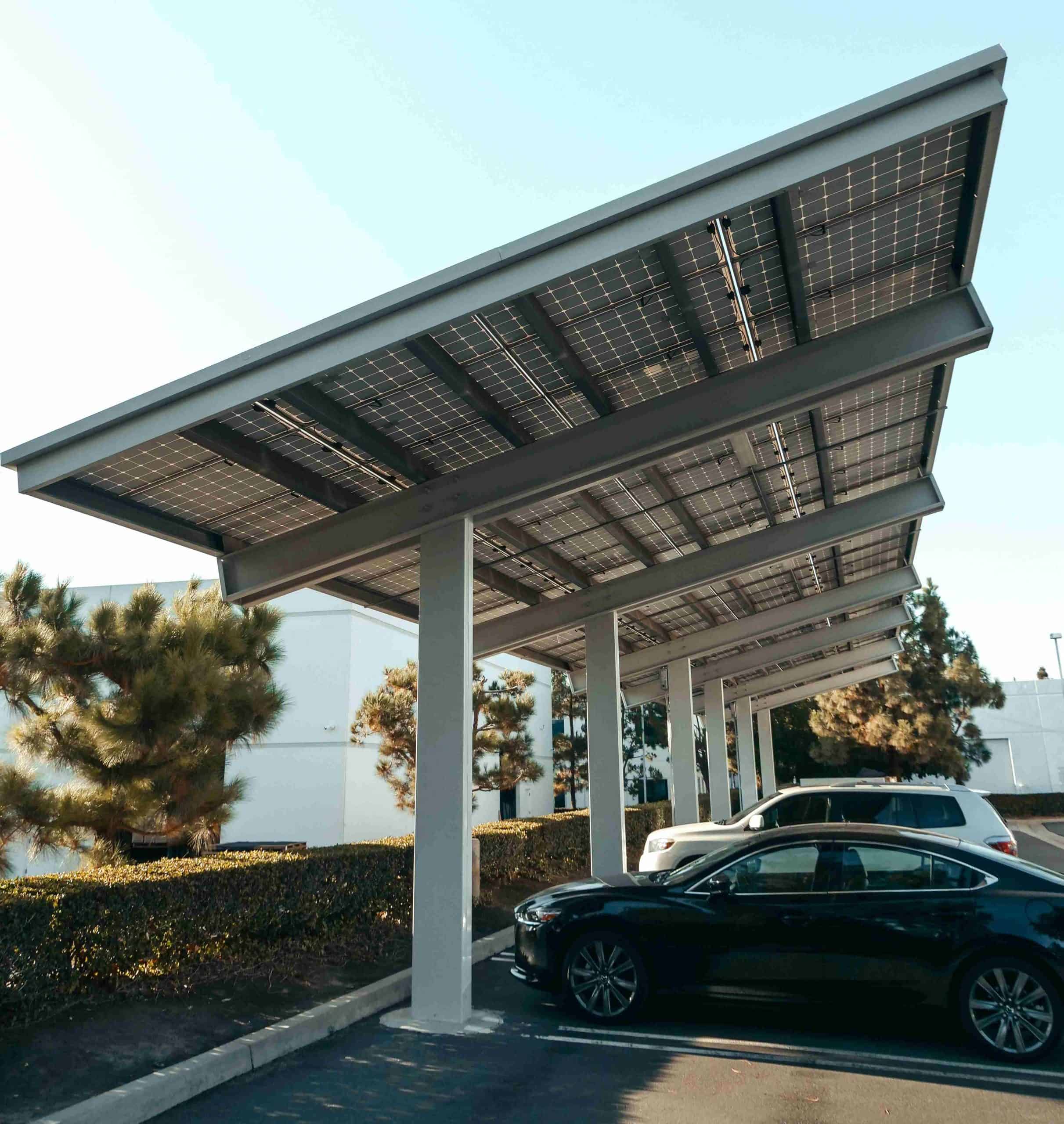 panneaux-solaires-parking intégration de panneaux solaires dans un parking