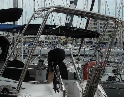 portique-solaire-voilier-3 portique panneau solaire voilier