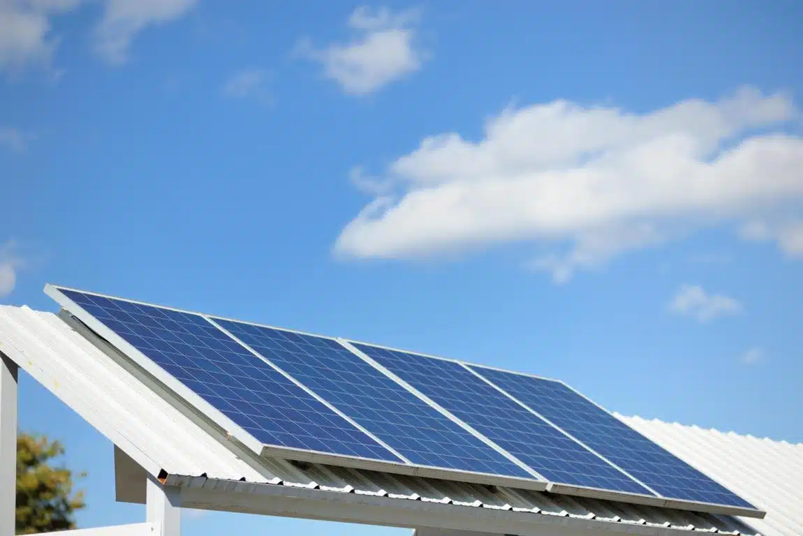 prix-panneaux-solaires-150m2 prix panneau solaire pour maison 150m2