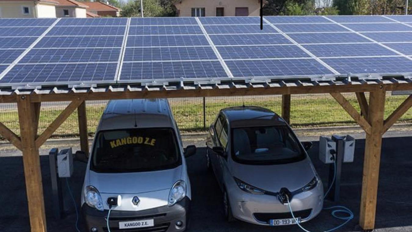 recharge-solaire-voiture-1 recharger voiture avec panneau solaire