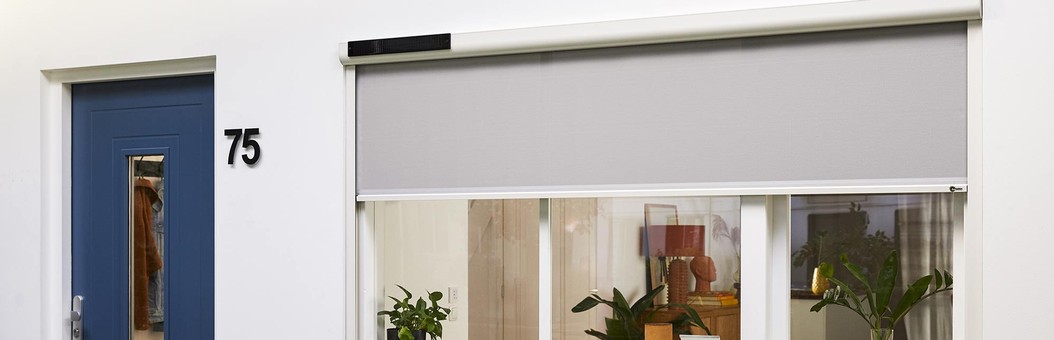 découvrez notre store solaire alliant design et efficacité énergétique. protégez-vous des rayons du soleil tout en embellissant votre intérieur avec nos solutions sur mesure.