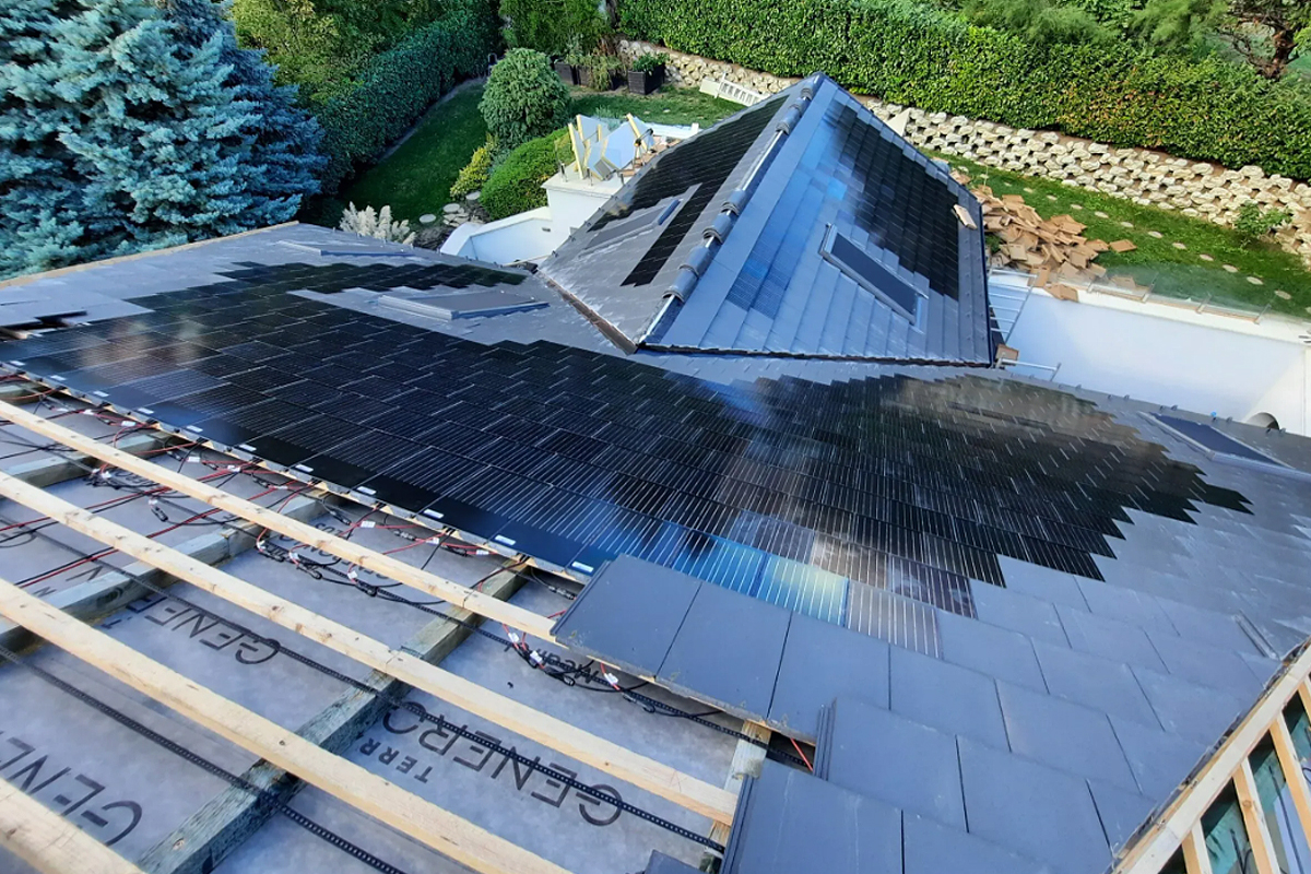 découvrez les tuiles solaires, une solution innovante pour transformer votre toit en source d'énergie propre. alliez esthétisme et efficacité énergétique tout en réduisant votre empreinte carbone.