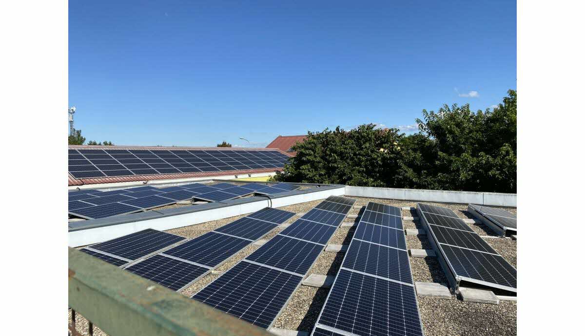 découvrez comment les panneaux photovoltaïques transforment les écoles en établissements durables. optimisez l'énergie solaire pour réduire les coûts et favoriser l'éducation écologique.