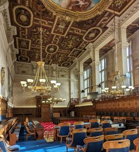 appel-pros-renovation-paris-1 Pourquoi faire appel à Les Pros de la Maison pour votre rénovation à Paris 75001 ?