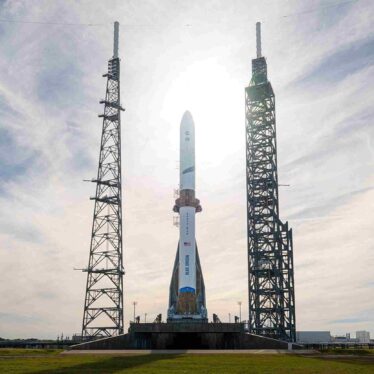 chine-lance-centrale-solaire-geante-1 La Chine lance une centrale solaire gigantesque, six fois la superficie de Paris, pour révolutionner l'énergie photovoltaïque