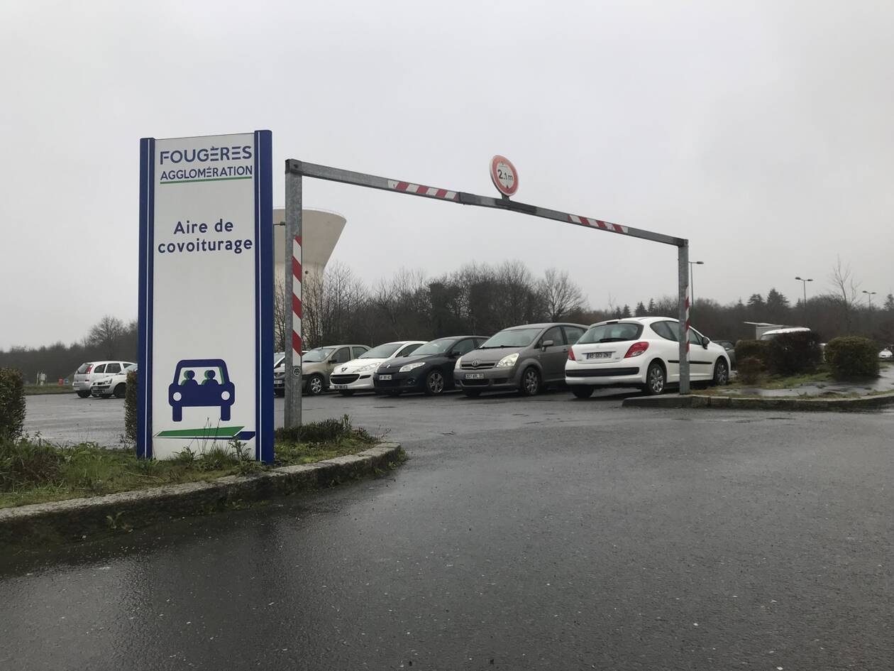 ombrieres-photovoltaiques-lumineuses-pour-aire-de-covoiturage-1 Production d’électricité locale : des ombrières photovoltaïques lumineuses pour une aire de covoiturage innovante