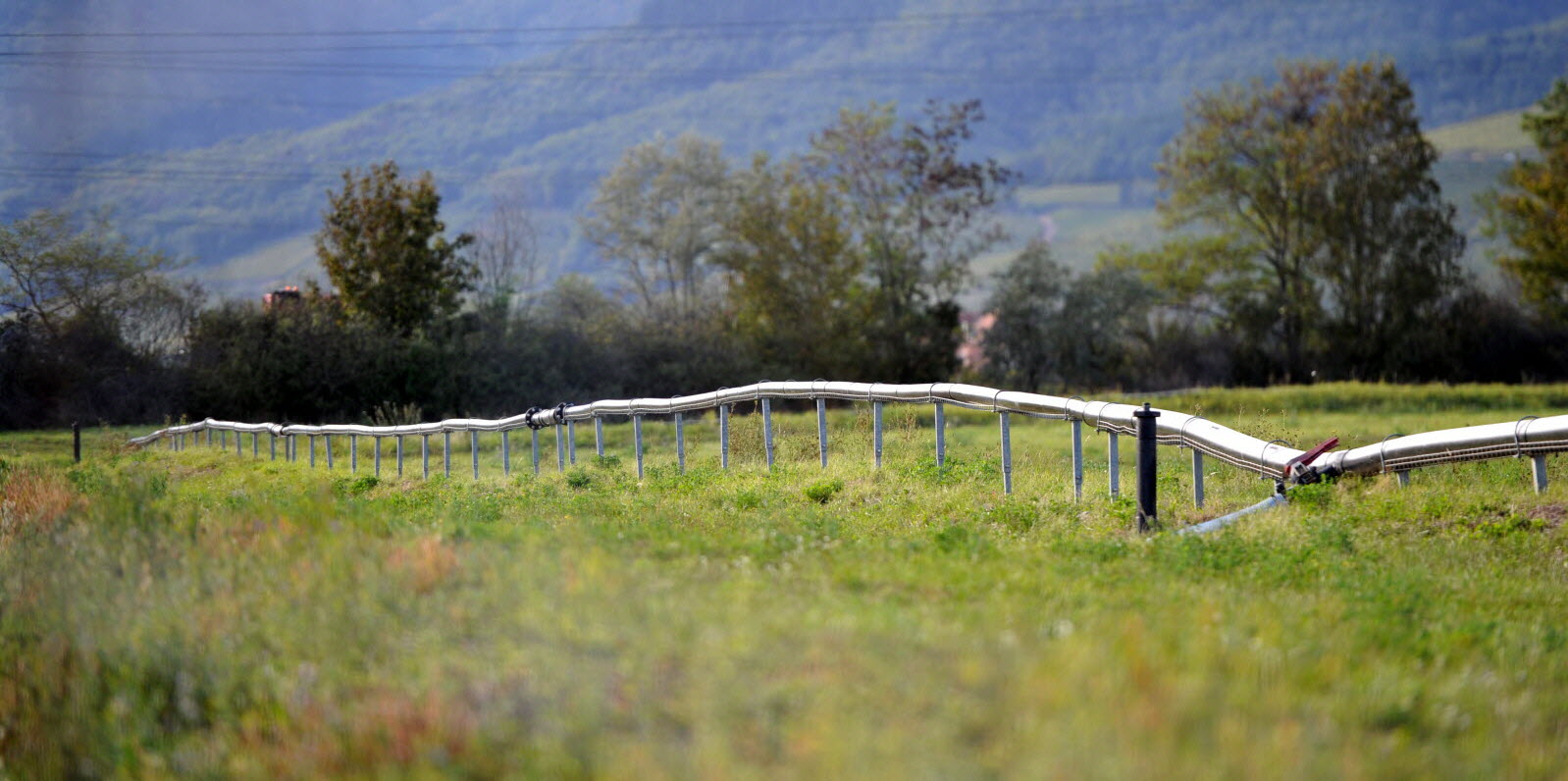 ancienne-decharge-transformee-en-centrale-solaire-pres-de-colmar À proximité de Colmar, une ancienne décharge transformée en centrale solaire innovante